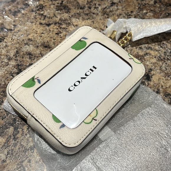 Coach Zip Card Case With Apple Print - Picture 5 of 6